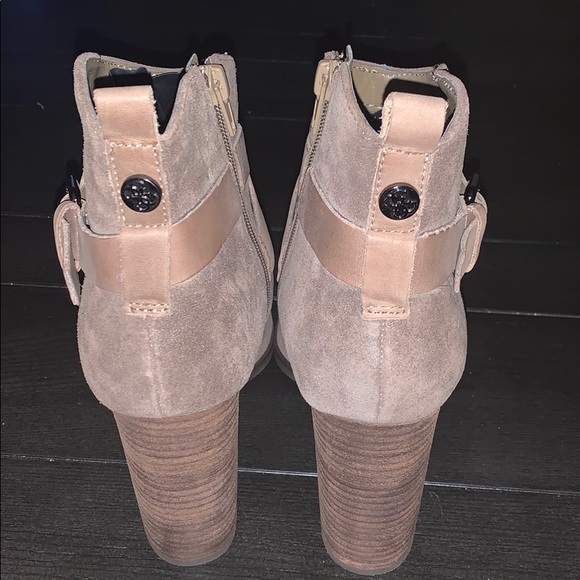 Boots - Picture 2 of 6